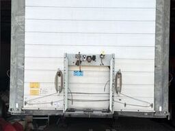 SCHMITZ CARGOBULL SCB*S3T/06 V L N/39 B HO B1 GO BORDWAND LUFT LIF