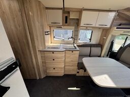 EURAMOBIL Profila RS PRS 720 EF AHK, Markise, Radio, RFK