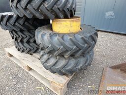 Striegel 150 DYA minishovel met 2 bakken en palletvorken...