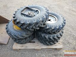 Striegel 150 DYA minishovel met 2 bakken en palletvorken...