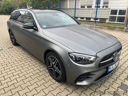 MERCEDES-BENZ E 450 4Matic Foliert in Grau Matt original Weiss