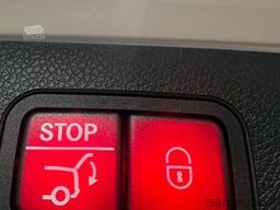 MERCEDES-BENZ E 450 4Matic Foliert in Grau Matt original Weiss