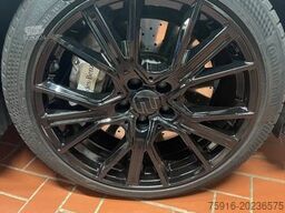 MERCEDES-BENZ E 450 4Matic Foliert in Grau Matt original Weiss
