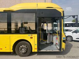 Volvo 7900