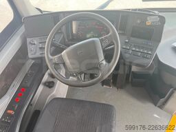 Volvo 7900