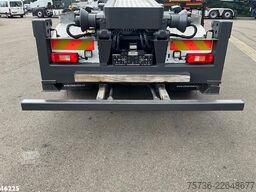 Volvo FM 410 8x4 Hiab 28 Tonmeter laadkraan met 20 To...