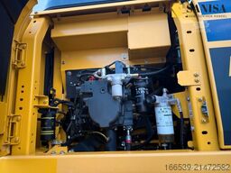 KOMATSU PC 210 LC-11/OilQuick 70-55 /2x LöffelZSA