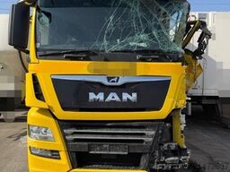 MAN TGX 26.460 6X2 BDF WAP UNFALL MOT.  GETR OKAY