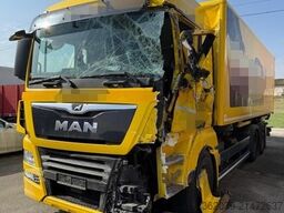 MAN TGX 26.460 6X2 BDF WAP UNFALL MOT.  GETR OKAY