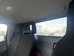 MITSUBISHI Fuso Canter 7C18 Maschinen Transporter 23.947 km