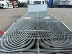 MITSUBISHI Fuso Canter 7C18 Maschinen Transporter 23.947 km