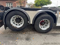 Volvo FH 460 6 x 2 Haakarm       APK 09-2026