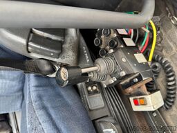 Volvo FH 460 6 x 2 Haakarm       APK 09-2026
