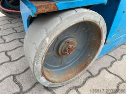 GENIE Scherenbühne Elektro GS 4047 AH 13,75 m 350 kg