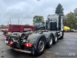 Mercedes-Benz Arocs 3258 Tridem Snow Plough-Equipped Hooklift Tr