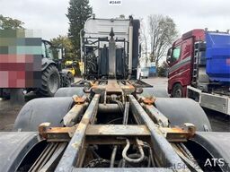 Mercedes-Benz Arocs 3258 Tridem Snow Plough-Equipped Hooklift Tr