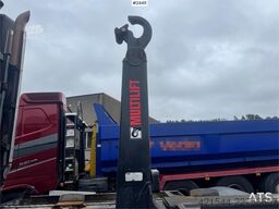 Mercedes-Benz Arocs 3258 Tridem Snow Plough-Equipped Hooklift Tr