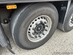 Schmitz Cargobull SCB S3B / Box Trailer / 2x Liftas / APK TUV 10-26