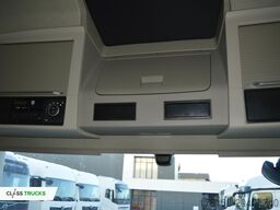 VOLVO FH 460 Globetrotter XL i-Save SideSkirts