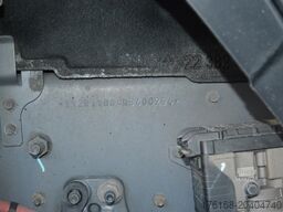 VOLVO FH 460 Globetrotter XL i-Save SideSkirts