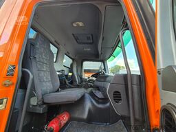 Mercedes-Benz Actros 3241 8X4 Containersysteem/ 20T HMF crane...