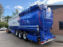 Welgro N/A 56m3 Bulk/Silo 7 Compartimenten 2x Liftas C...