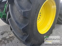 John Deere 6R 250