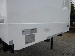 KRONE Heck hohe Portaltüren