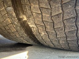 DAF XF 105.460 (2012 / FULL SPOILERS + SIDESKIRTS /...