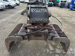 LIEBHERR A 904 C UMSCHLAGBAGGER SORTIERGREIFER *2005*