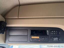 MERCEDES-BENZ Actros 1845 MEGA Solostar Retarder StHz TÜV11/25