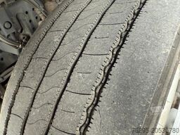 MERCEDES-BENZ Actros 1845 MEGA Solostar Retarder StHz TÜV11/25