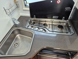 ADRIA Matrix Axess 670 SL Luftfederung hinten / Markis