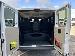 Peugeot Boxer 330 2.2 HDI L1H1 Premium / 204 dkm / 9 Se...