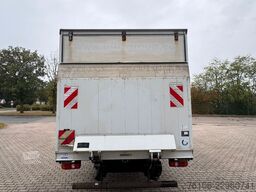 FUSO Canter 7C15 Koffer mit Ladebordwand