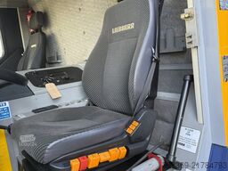 Liebherr LTM 1100-5.1