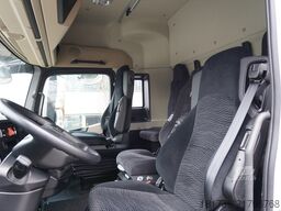 Mercedes-Benz Actros 2540 6x2/ 10 tho. km!!! / 5 seats