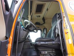 Mercedes-Benz Actros 2545 6×2 MP5 / FULL ADR / Curtain