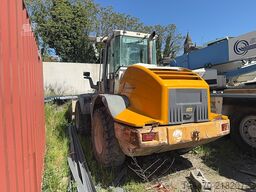 Liebherr L 524