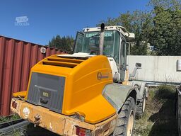 Liebherr L 524