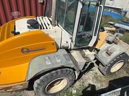 Liebherr L 524