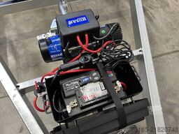 Blyss KTT V2L mit Mulde Kabeltrommelanhänger