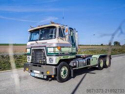 International Harvester COF-4070B Transtar II