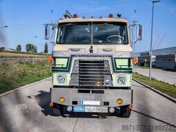 International Harvester COF-4070B Transtar II