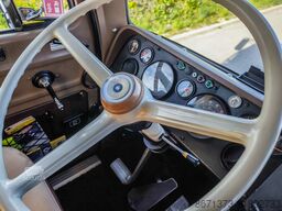 International Harvester COF-4070B Transtar II