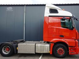 Mercedes-Benz Actros 1943 tractor unit