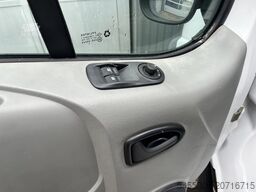 Renault Trafic 1.9 dCi L1H1 Dubbele schuifdeur 3-Persoo...