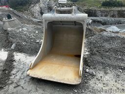 Klepp Mek Digging bucket w/ S70 attachment