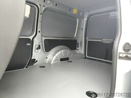 VOLKSWAGEN Caddy 1.4 TSI DSG Maxi NAVI KLIMA PDC SHZG