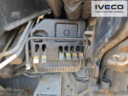 IVECO TRAKKER mit EFFER Kran 470/5S !!!Motor neu!!!